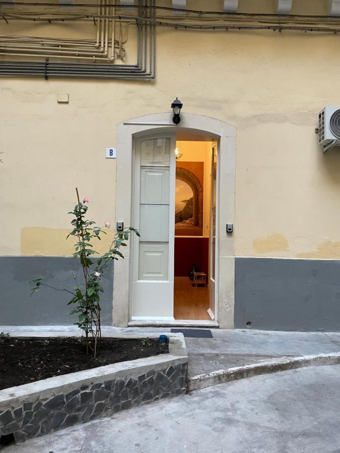 Bovio Prestige Apartments Катанія Екстер'єр фото